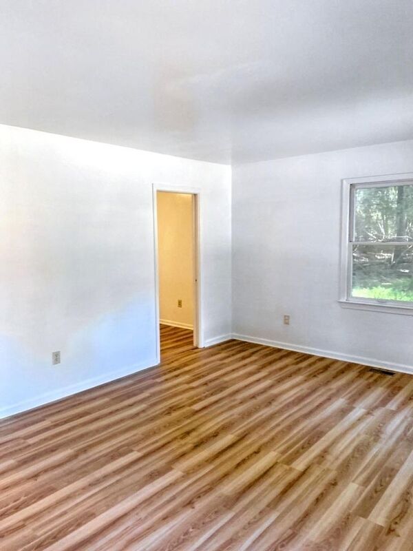 Photo - 532 D Neck-O-Land Rd