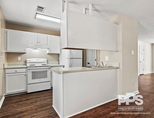 Photo - Peachtree Crossings Apartments