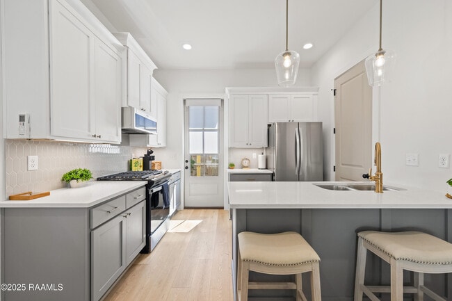 Photo - 204 Steiner Oaks