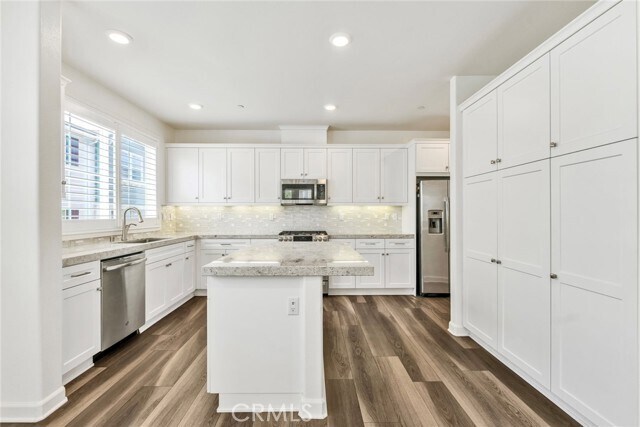 4316 Canyon Coral Ln