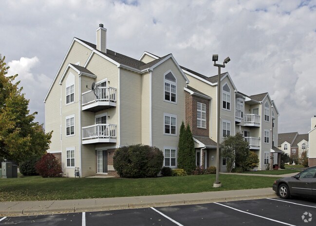 Photo - Timberlake Village Apartments