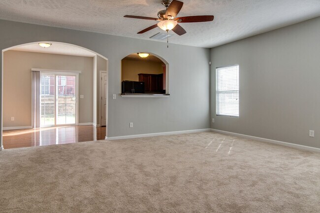 Photo - 3 BR/2.5 BA Villas at Concord Place Townho...