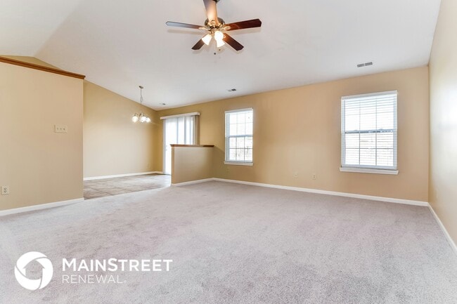 Photo - 1476 Michigan Rd