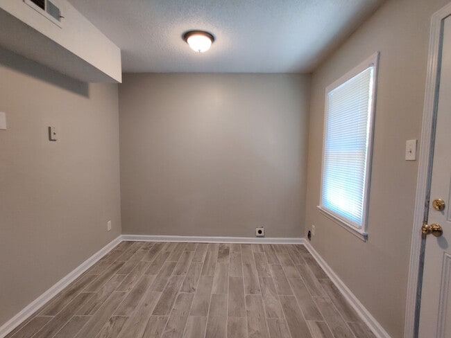 Photo - 2 Bedroom Near Downtown Charlotte