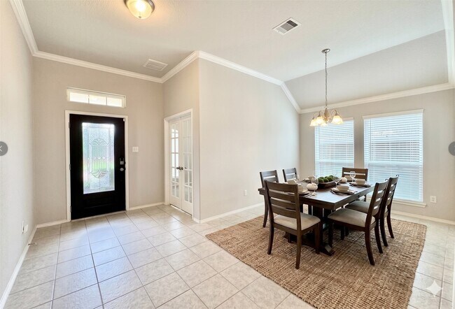 Photo - 5018 Victory Shores Ln