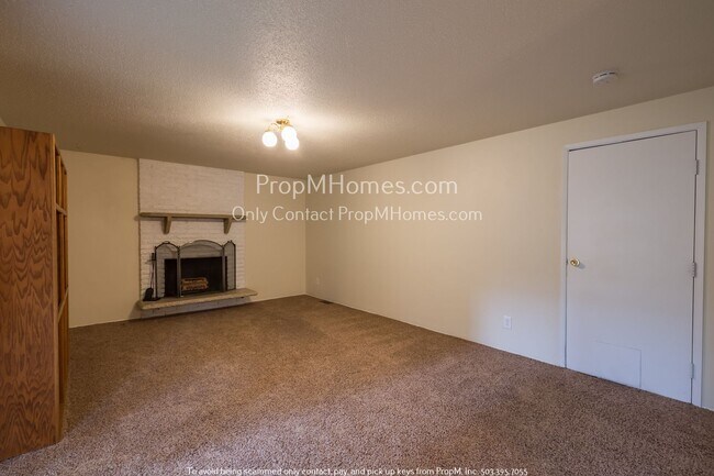 Photo - Lake Oswego Three Bedroom Ranch Style Home On Large Lot!