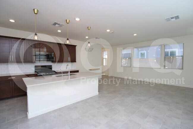 Photo - 725 N Abalone Ct.