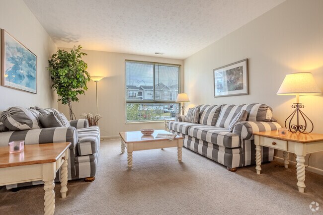 2 BR, 1 BA - 865 SF - Living room