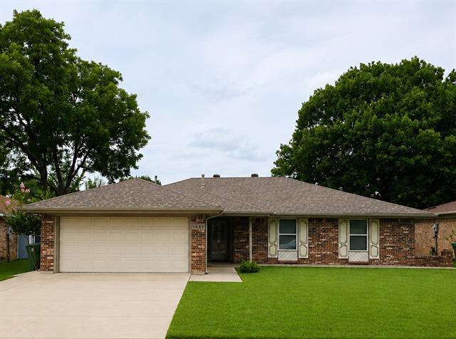 Building Photo - 1421 Bryan Dr