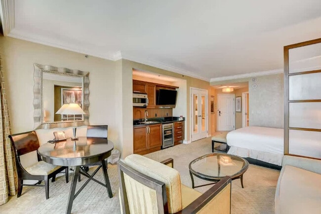 Building Photo - 145 E Harmon Ave Unit FL21-ID1332448P