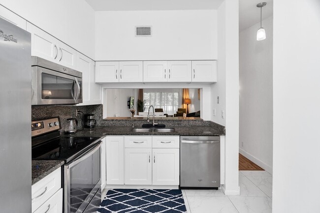 Photo - 3139 Millwood Terrace Unit 230