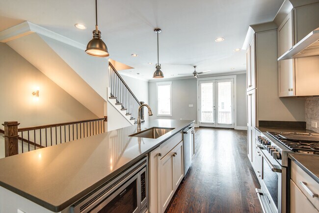 1815 Ridley Blvd