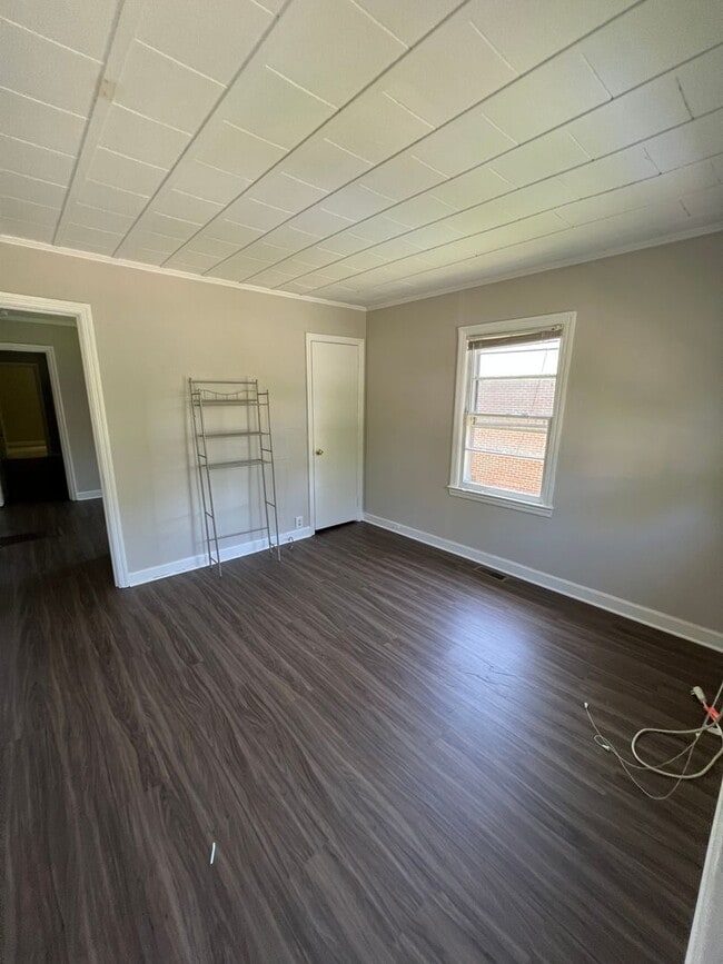 Photo - Chapel Hill/1BR Duplex S. Merritt Mill AVAIL