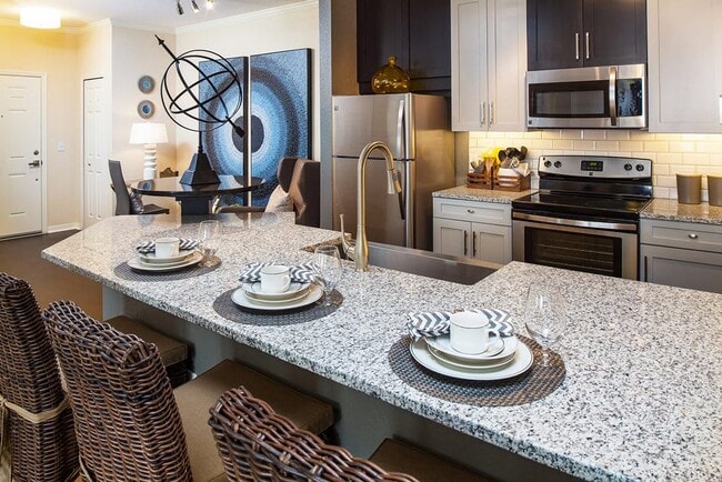 Photo - Cortland Bermuda Lake