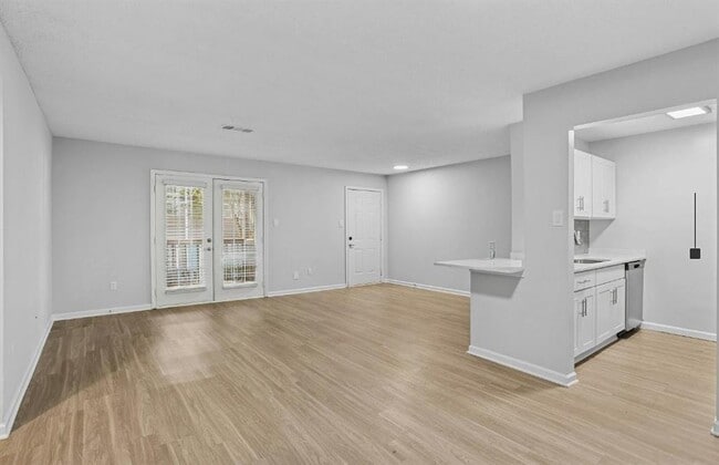 Photo - 1113 Powers Ferry Pl Unit 1826