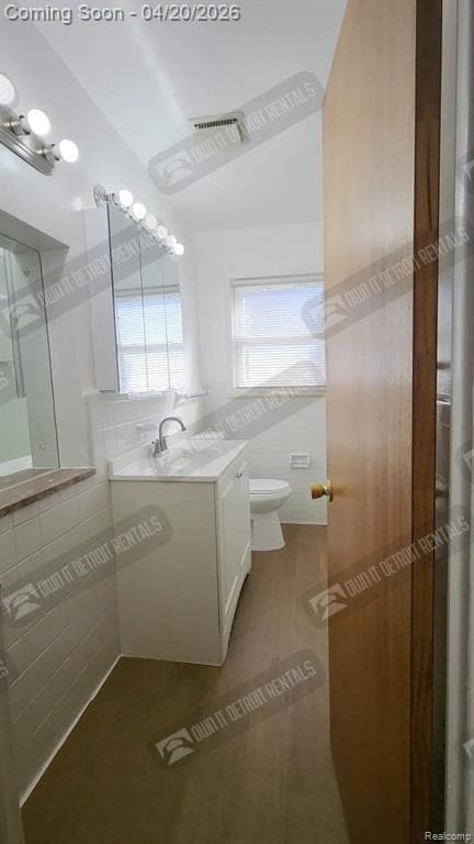 Photo - 1519 Midland Blvd