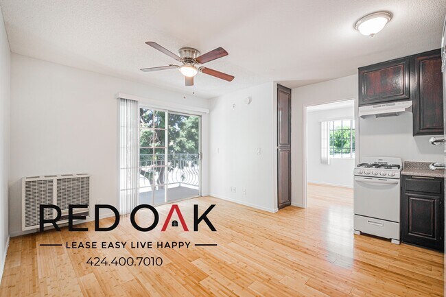 Building Photo - 518 E 4th St Unit 202