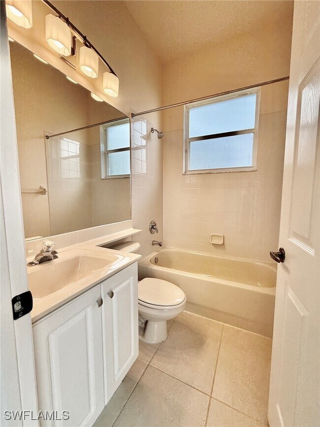 Photo - 1098 Port Orange Way
