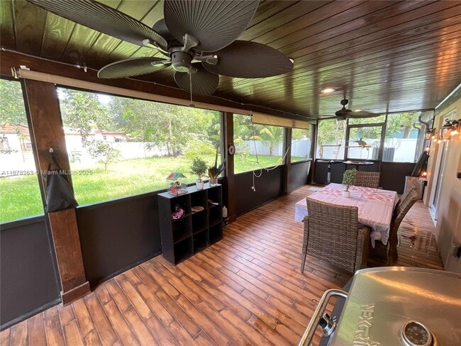 Building Photo - 13275 NE 4th Ave Unit North