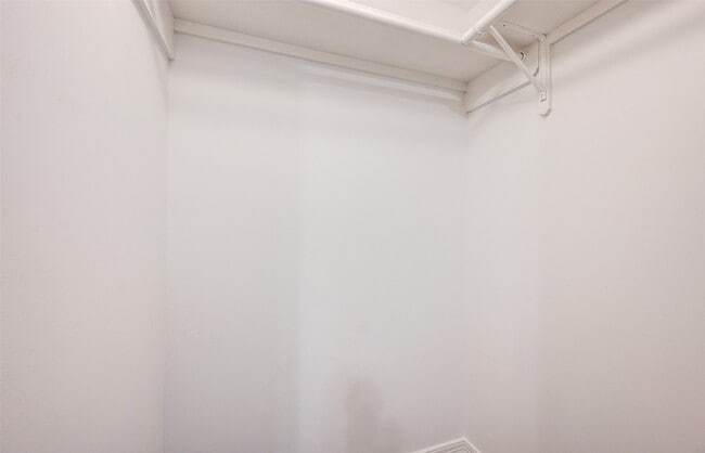 Building Photo - 72 Burress St Unit 1