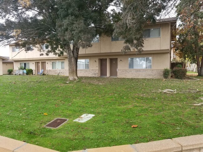 1105 Niles Street Unit D Move In Special Apartment For Rent In Bakersfield Ca Apartments Com