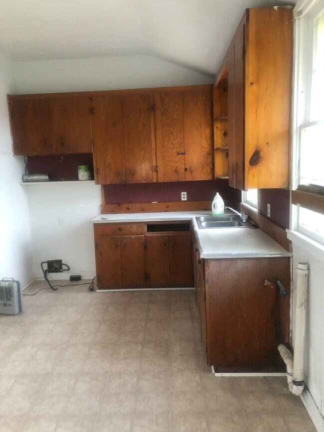 Photo - 204 SW 34th Ave