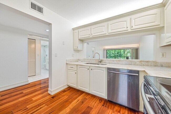 Photo - ** Berkshire Village ~ Updated Condo ~ Mov... Unit 202