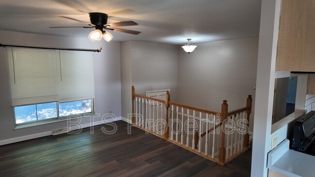 Photo - 6345 N Randwick Rd