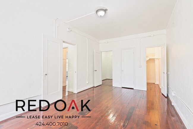 Photo - 854 S Oxford Ave Unit 102