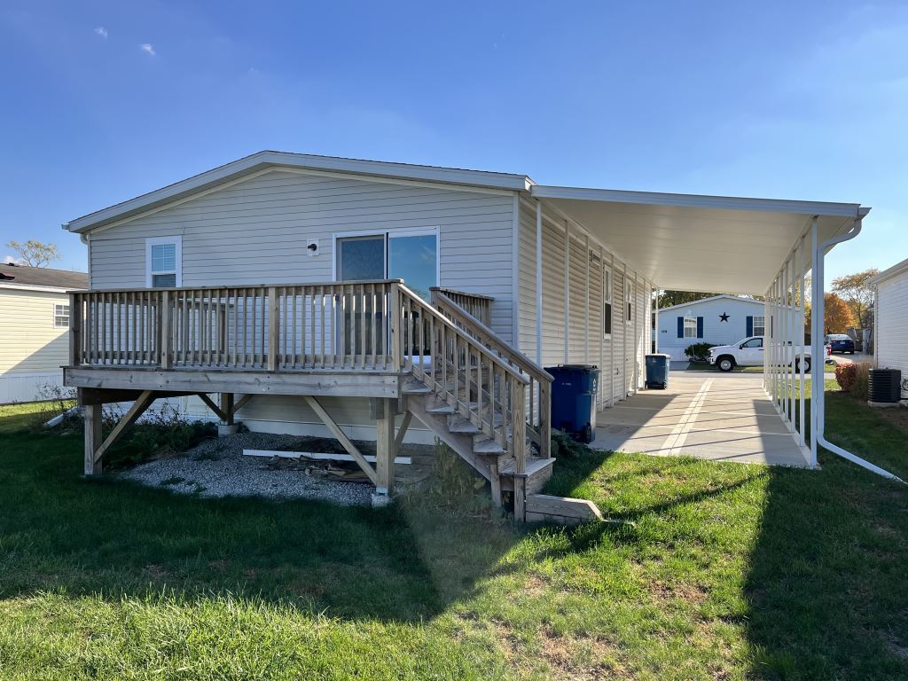 Photo - 5100 W Augusta Blvd