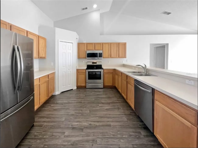 Photo - 961 Salerno Ct