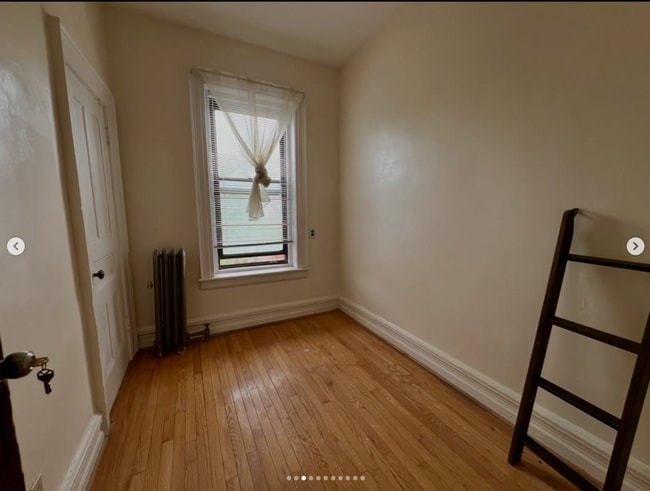 Photo - 524 58th St