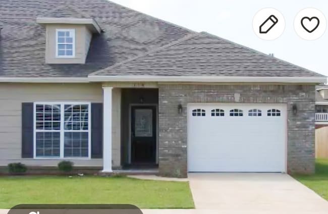 Building Photo - 114 Cottage Ave