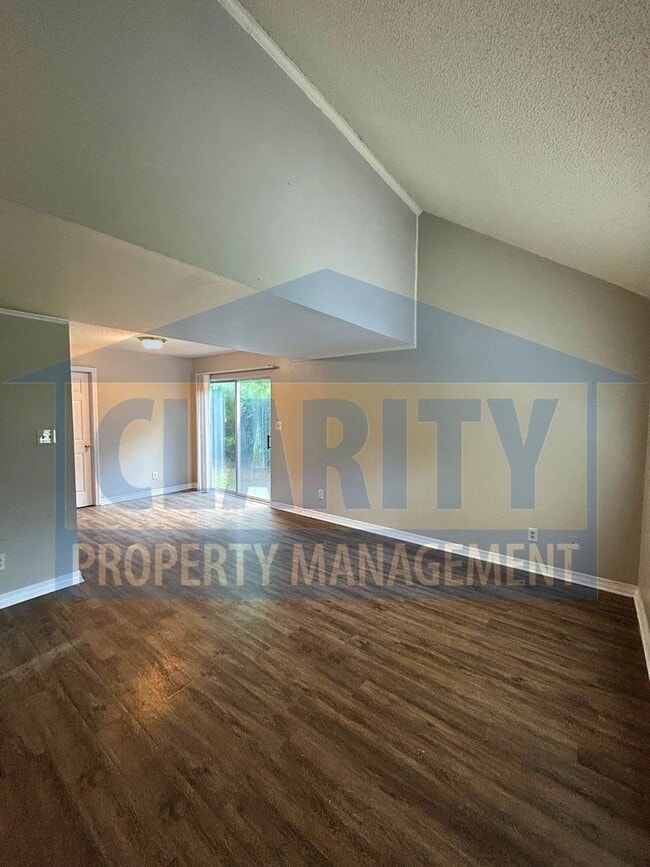 Photo - 2935 Adkisson Dr