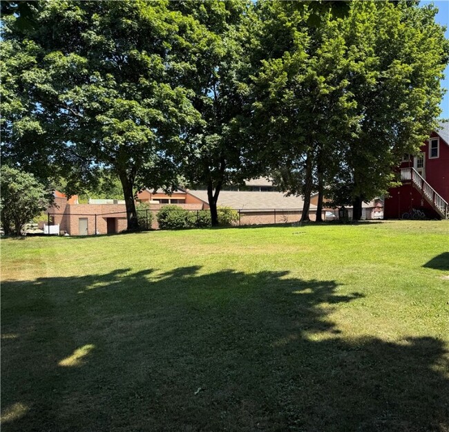 Photo - 496 Ridge Rd