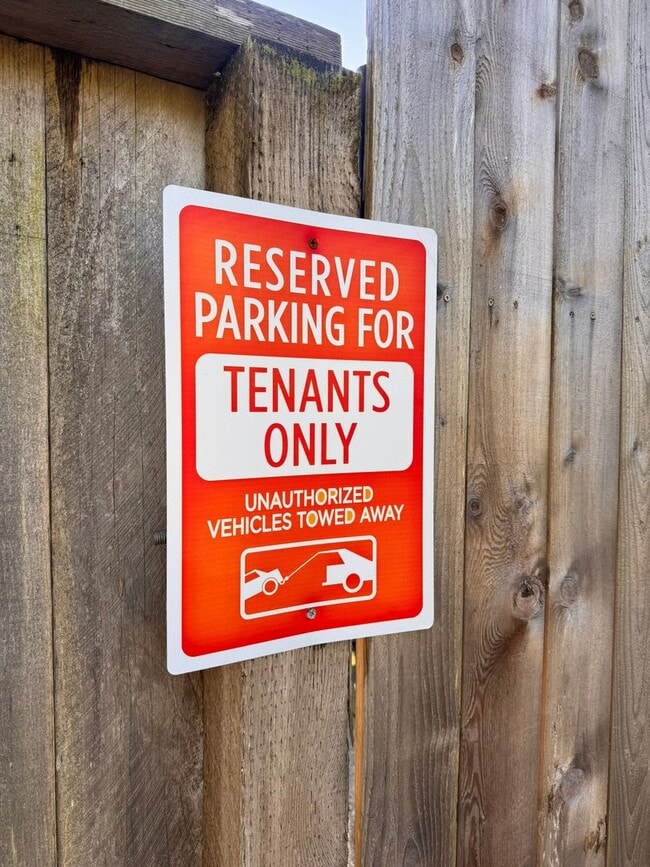 Photo - GORGEOUS BAY VIEWS! FULLY FURNISHED! ALL UTILITIES INCLUDED!