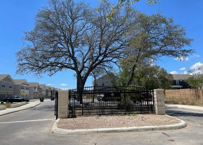 Photo - 10306 Lynwood Branch Unit 10306 Lynwood Branch  102