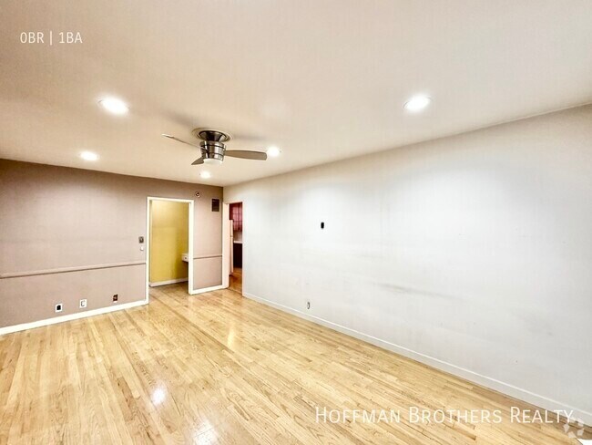Building Photo - 125 N Hamilton Dr Unit B Rental