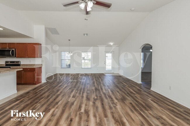 Photo - 2423 NW 19th Pl