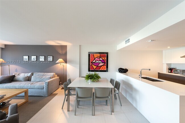 Photo - 199 Ocean Ln Dr Unit 206