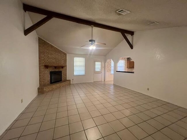 Photo - Spacious 3/2 in Midway ISD
