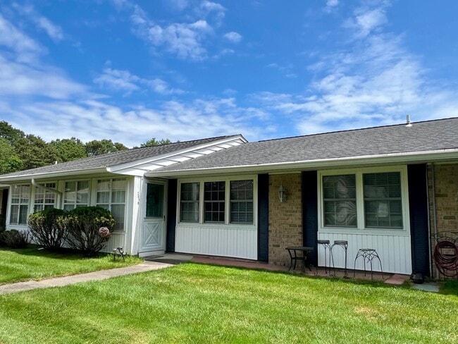 Photo - 369 Woodbridge Dr Condo Unit 55+