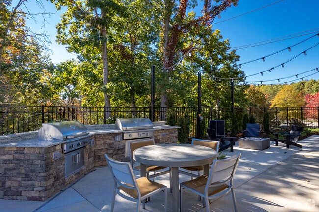 Fire Pit/Grill Area