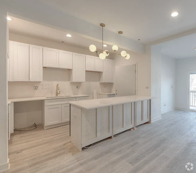 Building Photo - 4939 N Saint Louis Ave Unit 4937 -2S Rental