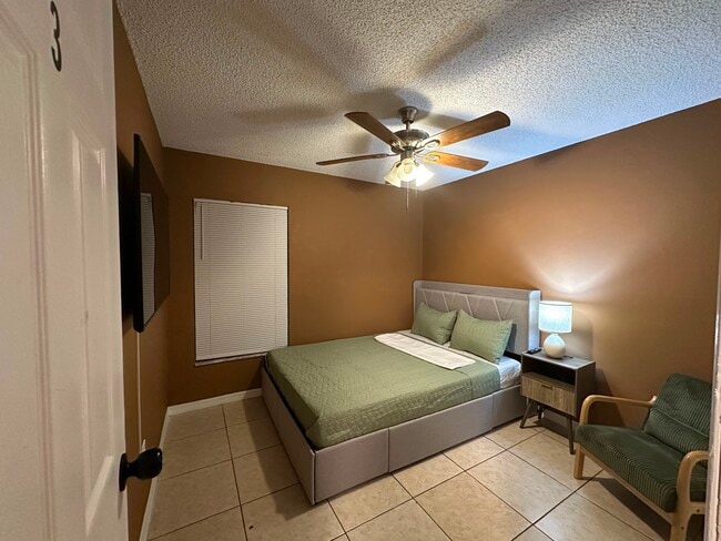 Building Photo - 6593 Meritmoor Cir
