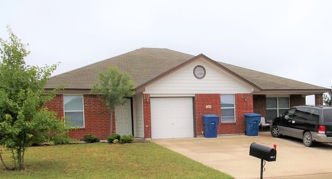 Photo - 306 Janelle Dr Unit B