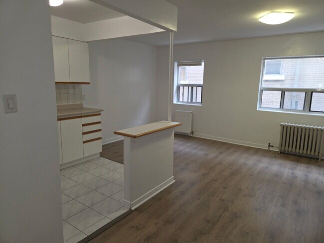 Photo - Hillsdale Manor