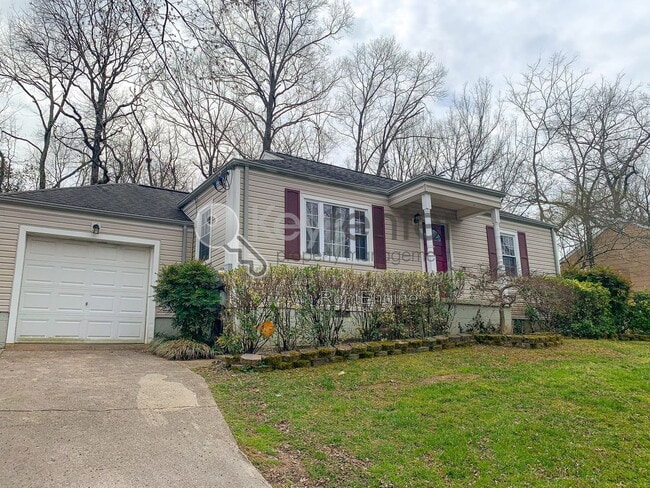 Photo - 1410 Elm St