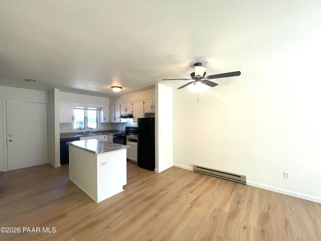 1230 Stetson Rd
