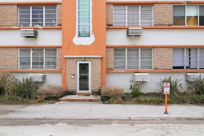 Photo - 736 12th St Unit 7